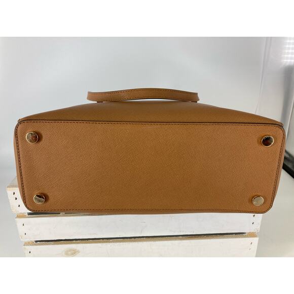 MICHAEL KORS, LARGE BROWN SAFFIANO LEATHER SHOULDER BAG - Picture 6 of 12